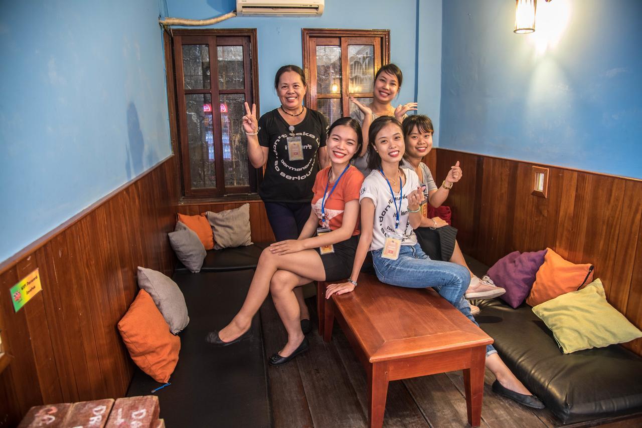 Vietnam Backpacker Hostels - Hue Exterior foto